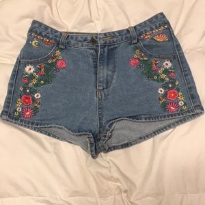 vintage floral jean shorts